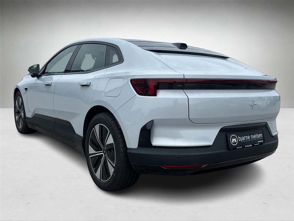 Polestar 4 EL LRSM Plus Pilot 272HK 5d Aut. - Image 3