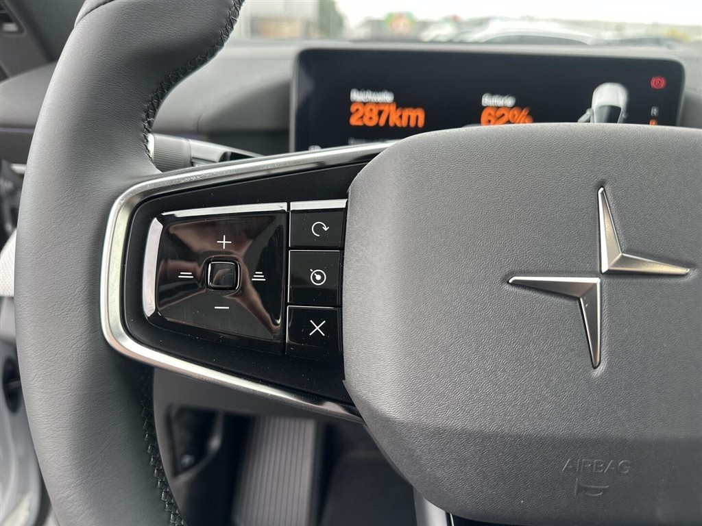 Polestar 4 EL LRSM Plus Pilot 272HK 5d Aut. - Image 9