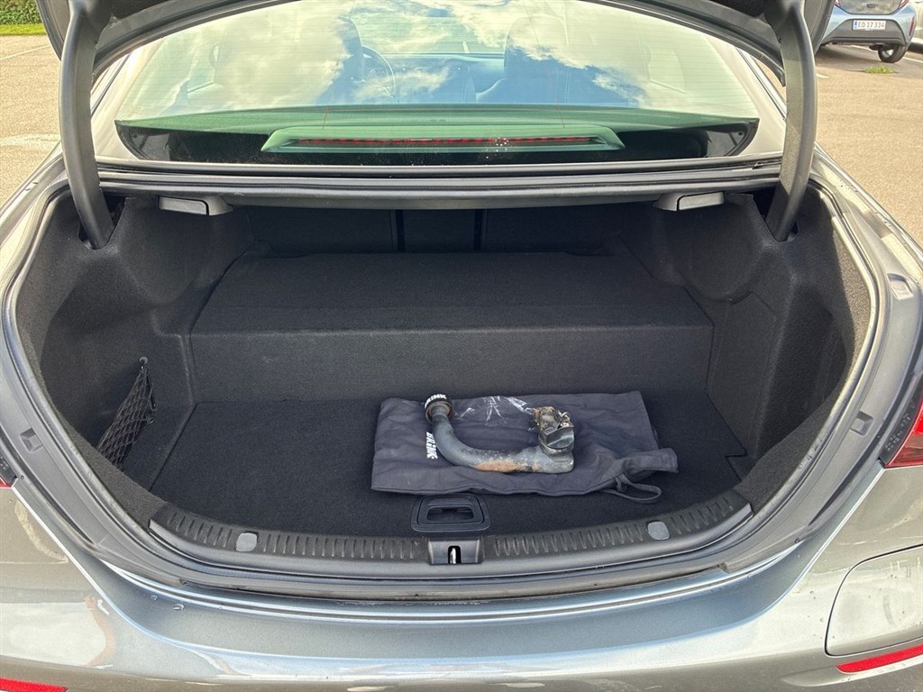 Mercedes-Benz E300 e 2,0 Plugin-hybrid Premium 9G-Tronic 320HK 9g Aut. - Image 13