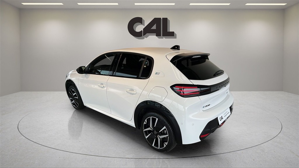 Peugeot e-208 EL GT 156HK 5d Aut. - Image 3