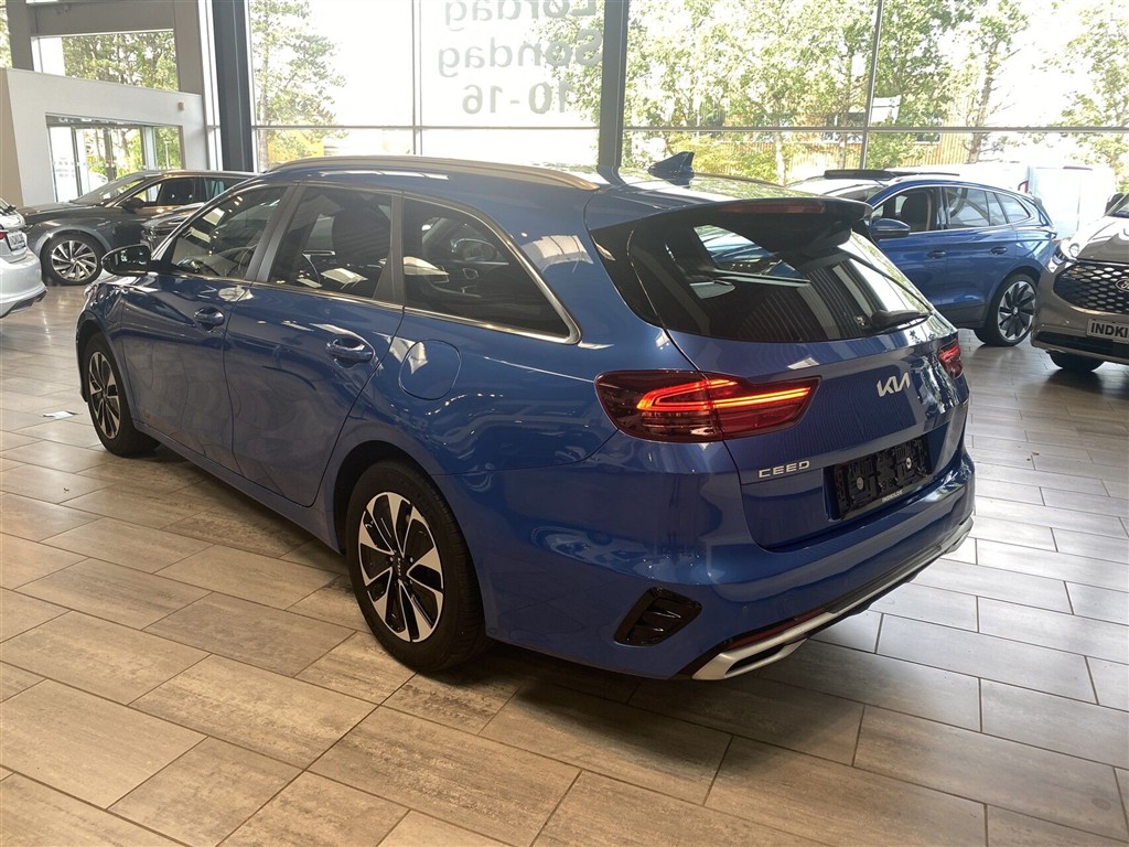 Kia Ceed SW 1,6 GDI PHEV Plugin-hybrid Prestige DCT 141HK Stc 6g Aut. - Image 3
