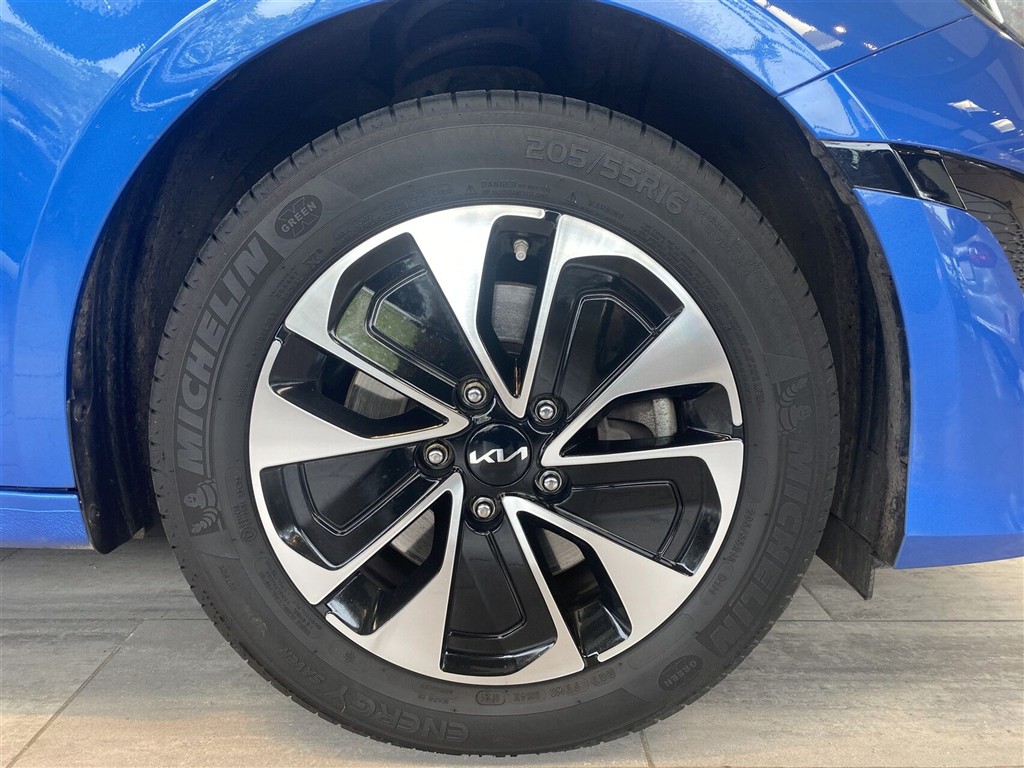 Kia Ceed SW 1,6 GDI PHEV Plugin-hybrid Prestige DCT 141HK Stc 6g Aut. - Image 12
