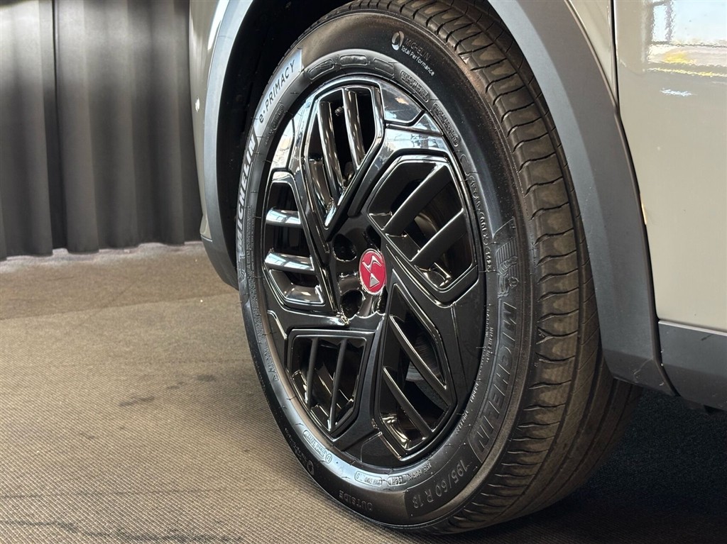DS DS3 Crossback E-Tense Performance Line+ 156HK 5d Aut. - Image 6