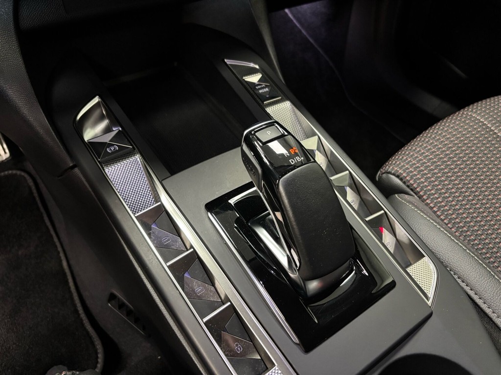 DS DS3 Crossback E-Tense Performance Line+ 156HK 5d Aut. - Image 19