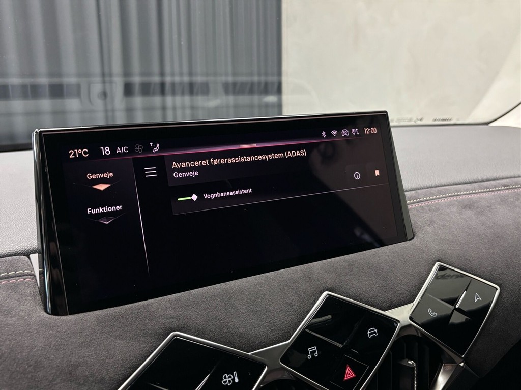 DS DS3 Crossback E-Tense Performance Line+ 156HK 5d Aut. - Image 24