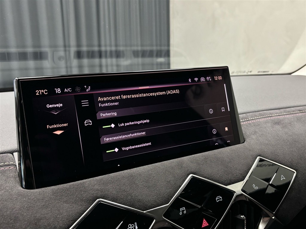 DS DS3 Crossback E-Tense Performance Line+ 156HK 5d Aut. - Image 25