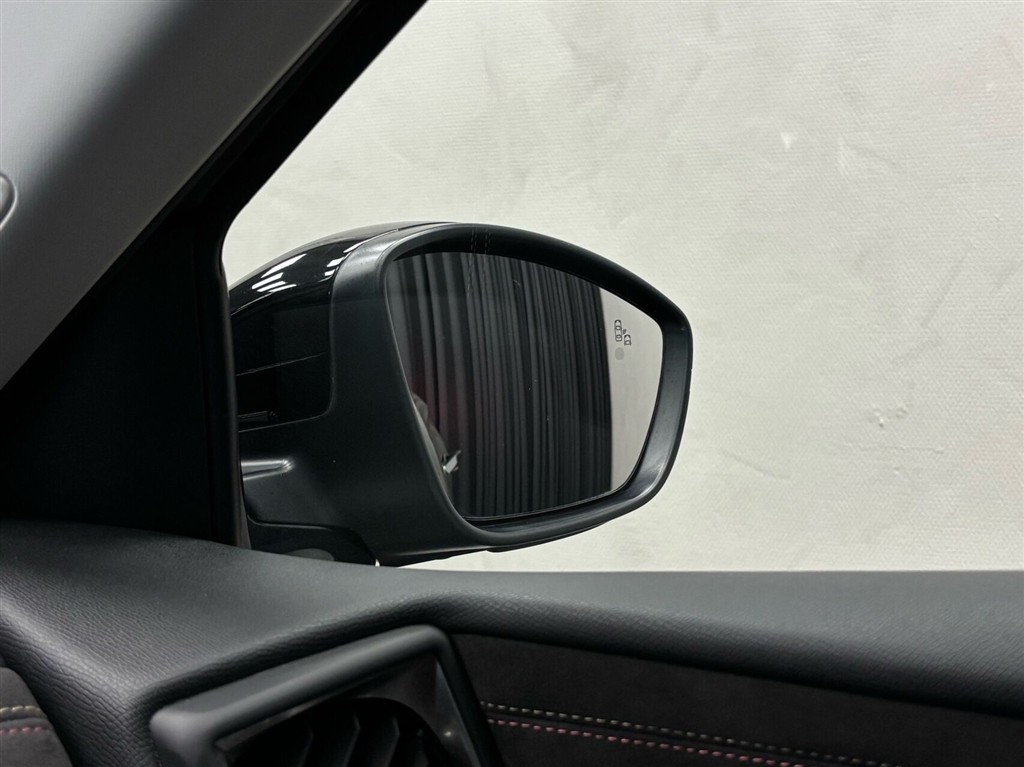DS DS3 Crossback E-Tense Performance Line+ 156HK 5d Aut. - Image 31