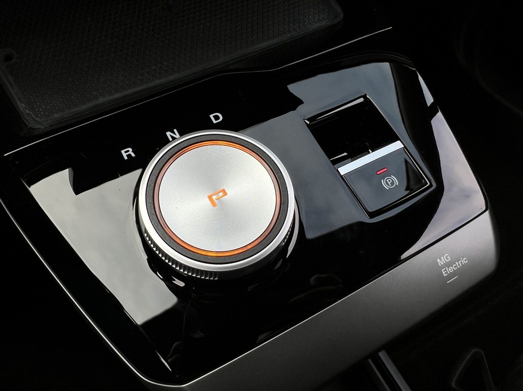 MG MG4 Electric 64 kWh LR AWD X POWER 435HK 5d Aut. - Image 14