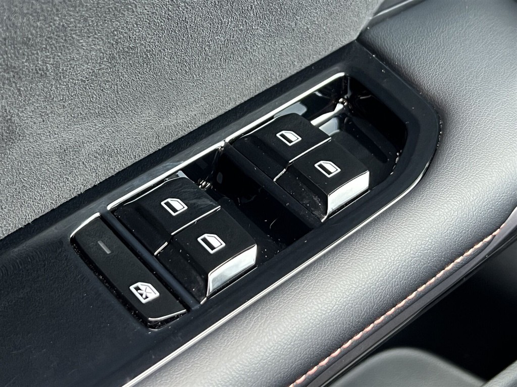 MG MG4 Electric 64 kWh LR AWD X POWER 435HK 5d Aut. - Image 17