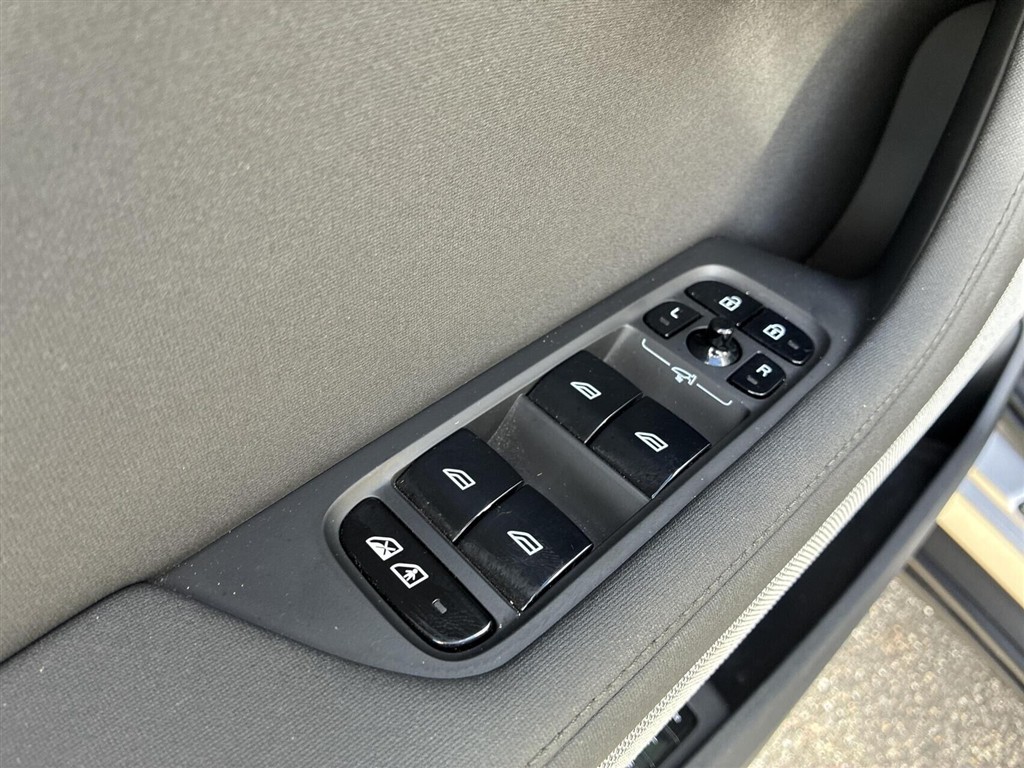 Polestar 2 EL LRSM Plus 299HK 5d Aut. - Image 11