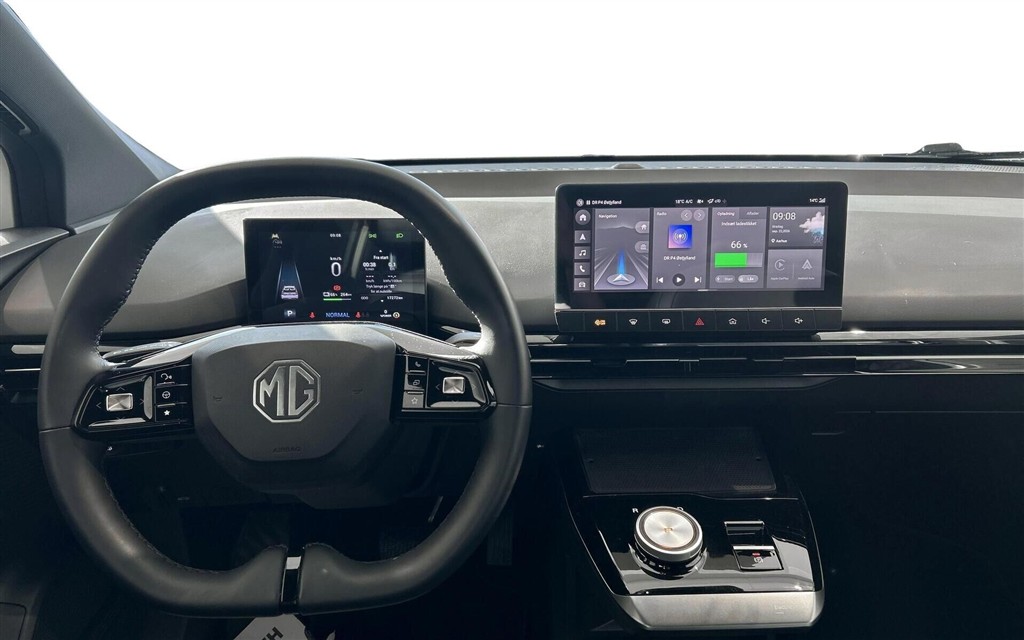MG MG4 Electric EL Luxury 204HK 5d Aut. - Image 11
