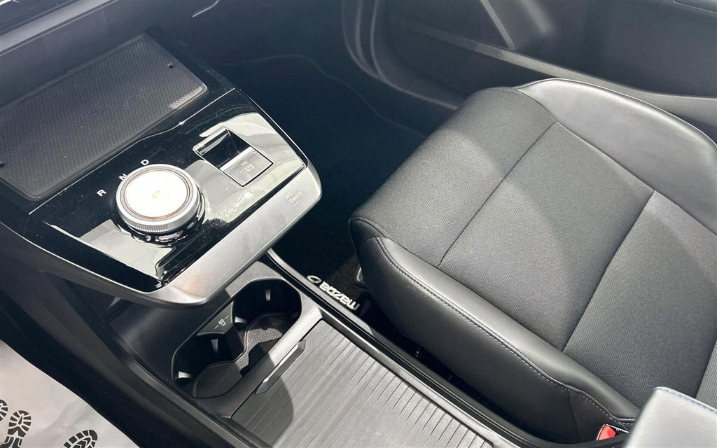 MG MG4 Electric EL Luxury 204HK 5d Aut. - Image 14