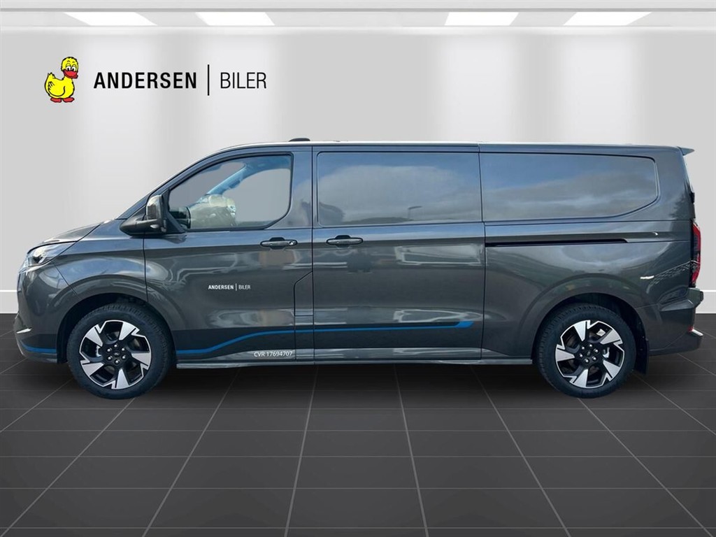 Ford E-Transit Custom 340 L2H1 EL Sport 286HK Van Aut. - Image 2