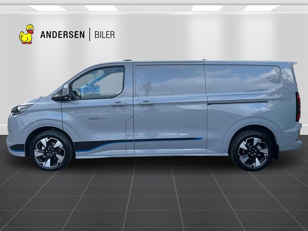 Ford E-Transit Custom 340 L2H1 EL Sport 286HK Van Aut. - Image 6