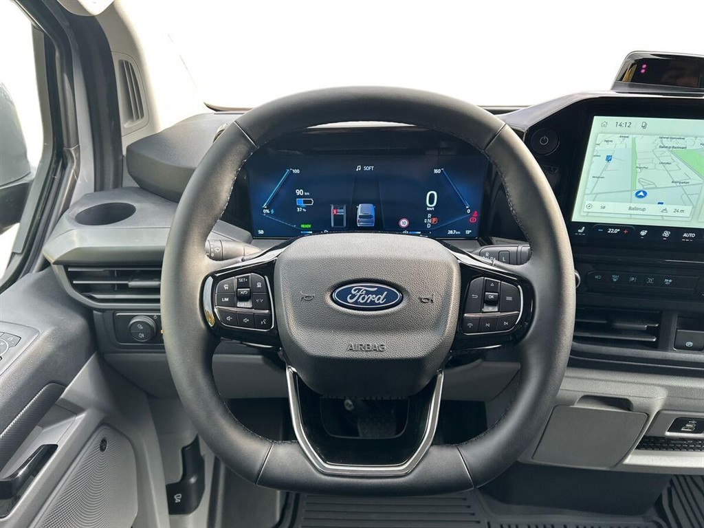 Ford E-Transit Custom 340 L2H1 EL Sport 286HK Van Aut. - Image 17