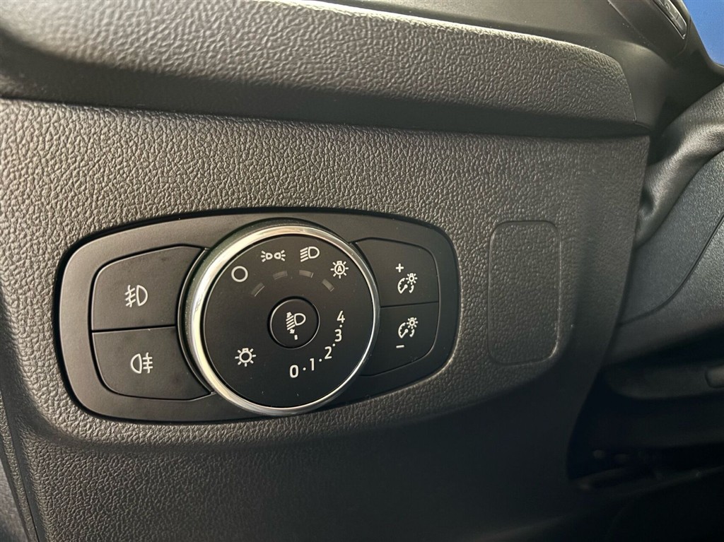 Ford Focus 1,0 EcoBoost Hybrid Titanium X 125HK 5d 6g - Image 9