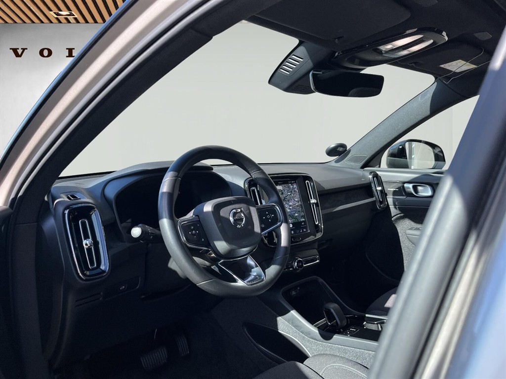 Volvo XC40 Recharge Extended Range Ultimate 252HK 5d Aut. - Image 8