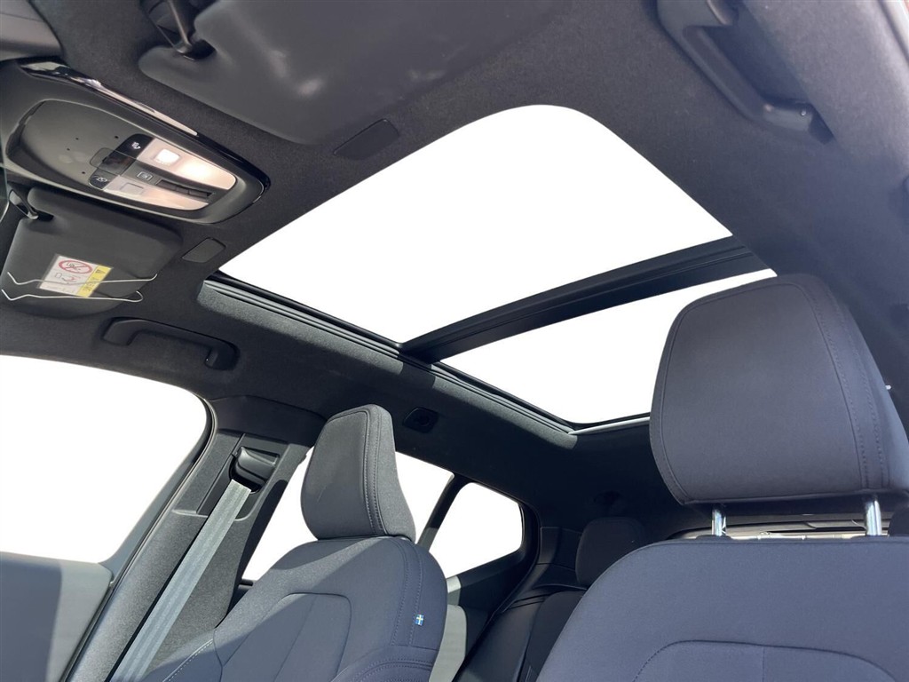 Volvo XC40 Recharge Extended Range Ultimate 252HK 5d Aut. - Image 24