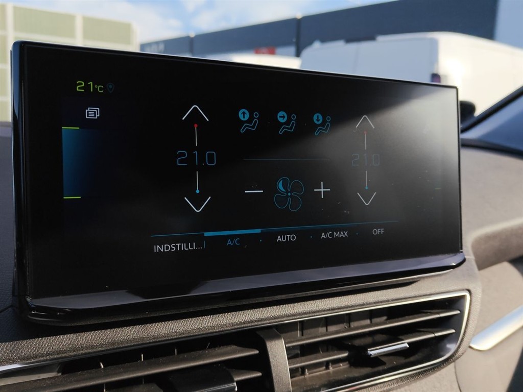 Peugeot 3008 1,6 PureTech Plugin-hybrid Selection Sport EAT8 225HK 5d 8g Aut. - Image 15
