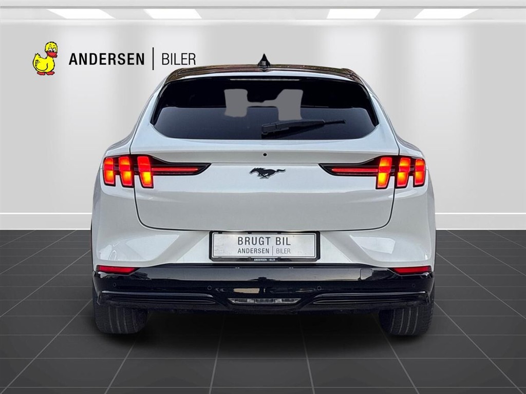 Ford Mustang Mach-E EL UR Premium AWD 351HK 5d Aut. - Image 9