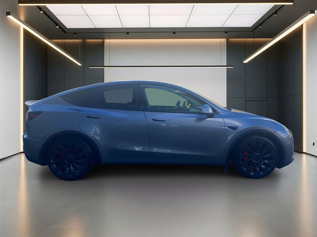 Tesla Model Y EL Performance AWD 534HK 5d Aut. - Image 5