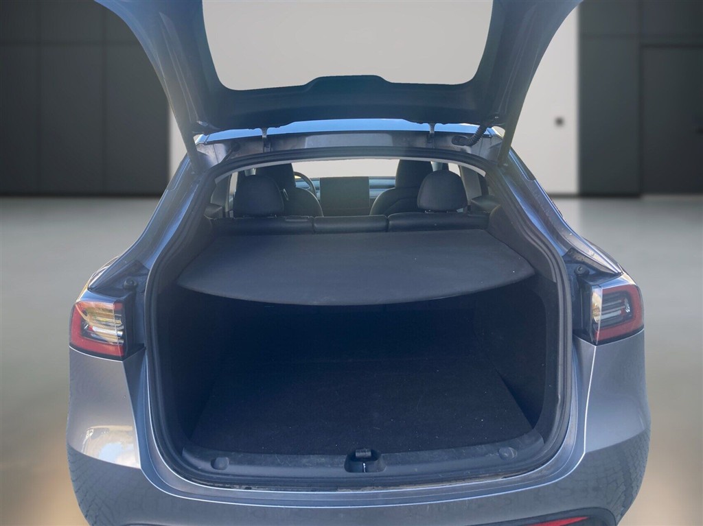 Tesla Model Y EL Performance AWD 534HK 5d Aut. - Image 8