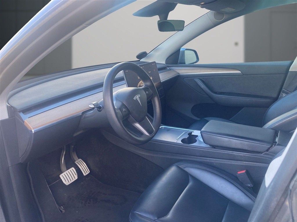 Tesla Model Y EL Performance AWD 534HK 5d Aut. - Image 10