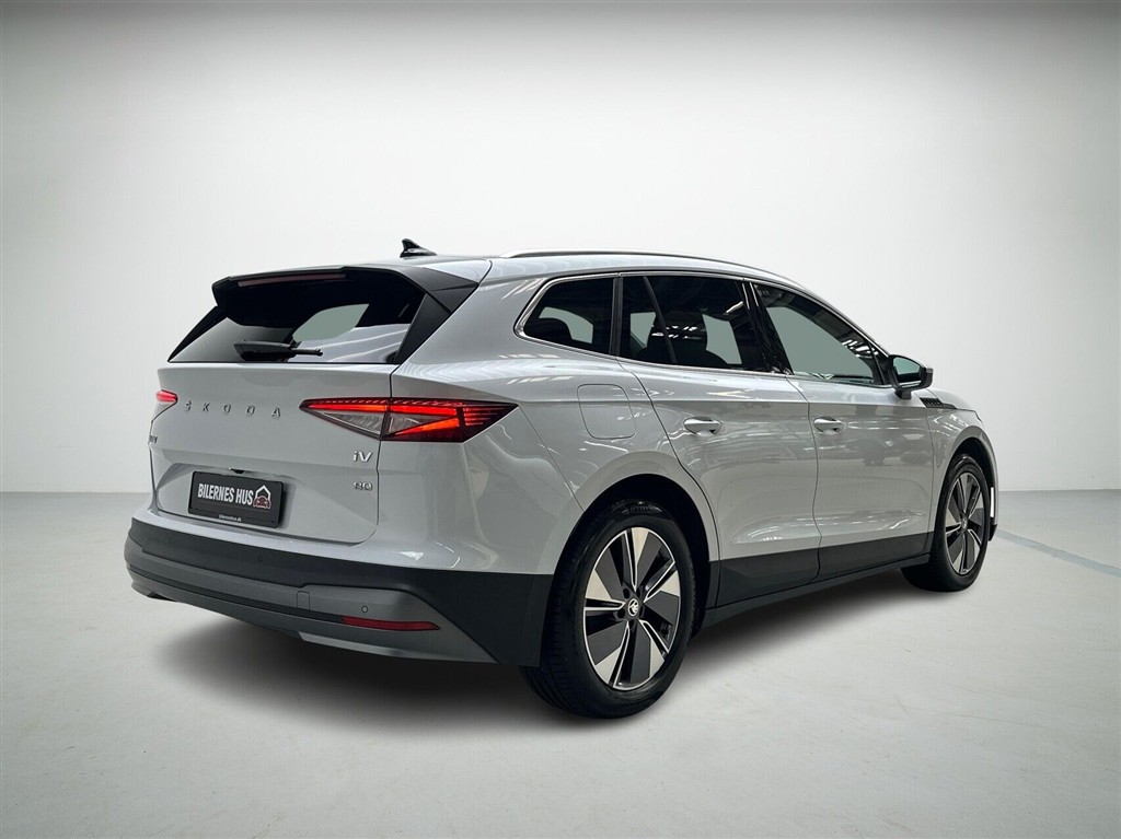 Skoda Enyaq 80 iV Selection Suite 204HK 5d Aut. - Image 2