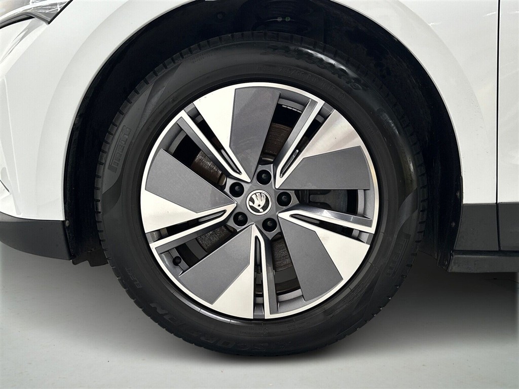 Skoda Enyaq 80 iV Selection Suite 204HK 5d Aut. - Image 9