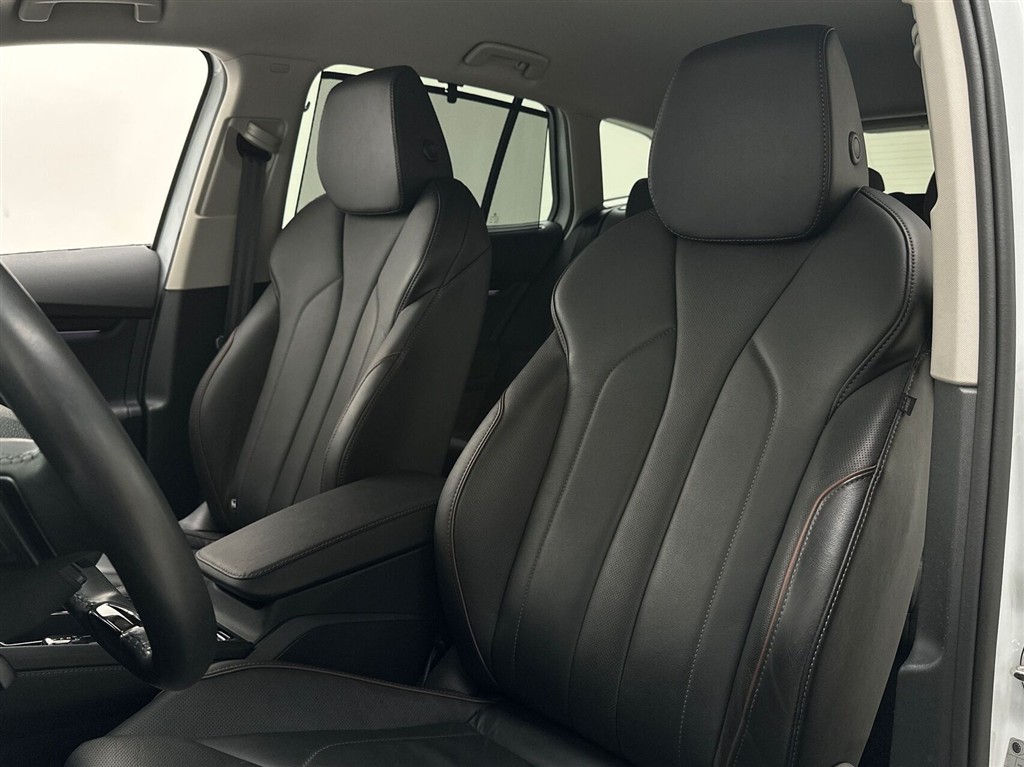 Skoda Enyaq 80 iV Selection Suite 204HK 5d Aut. - Image 19