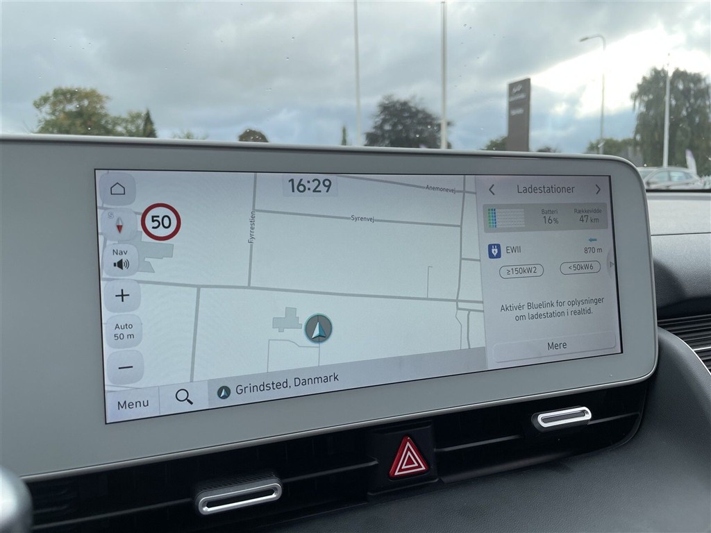 Hyundai Ioniq 5 Electric 77,4 kWh Essential 229HK 5d Aut. - Image 10