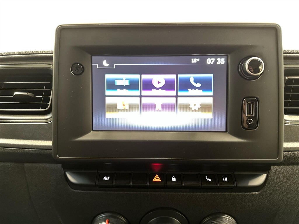 Renault Master T35 L3H2 2,3 DCI TwinTurbo Tekno start/stop Quickshift 180HK Van 6g Aut. - Image 11