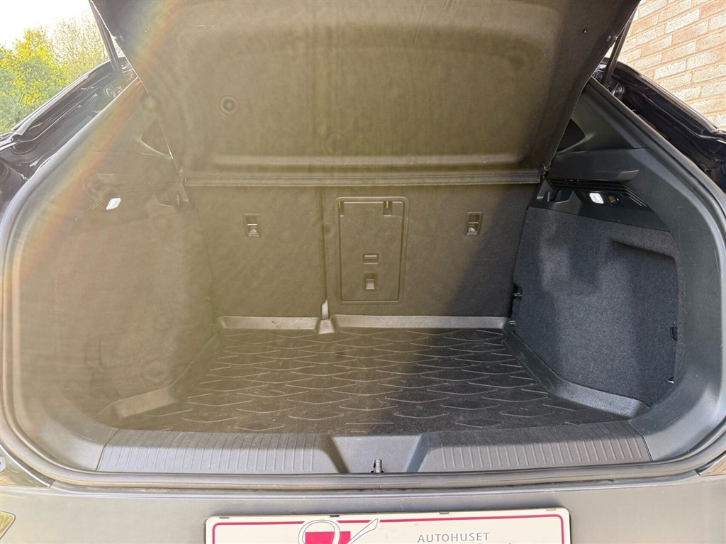 VW ID.4 EL 1st Pro Performance 204HK 5d Aut. - Image 18