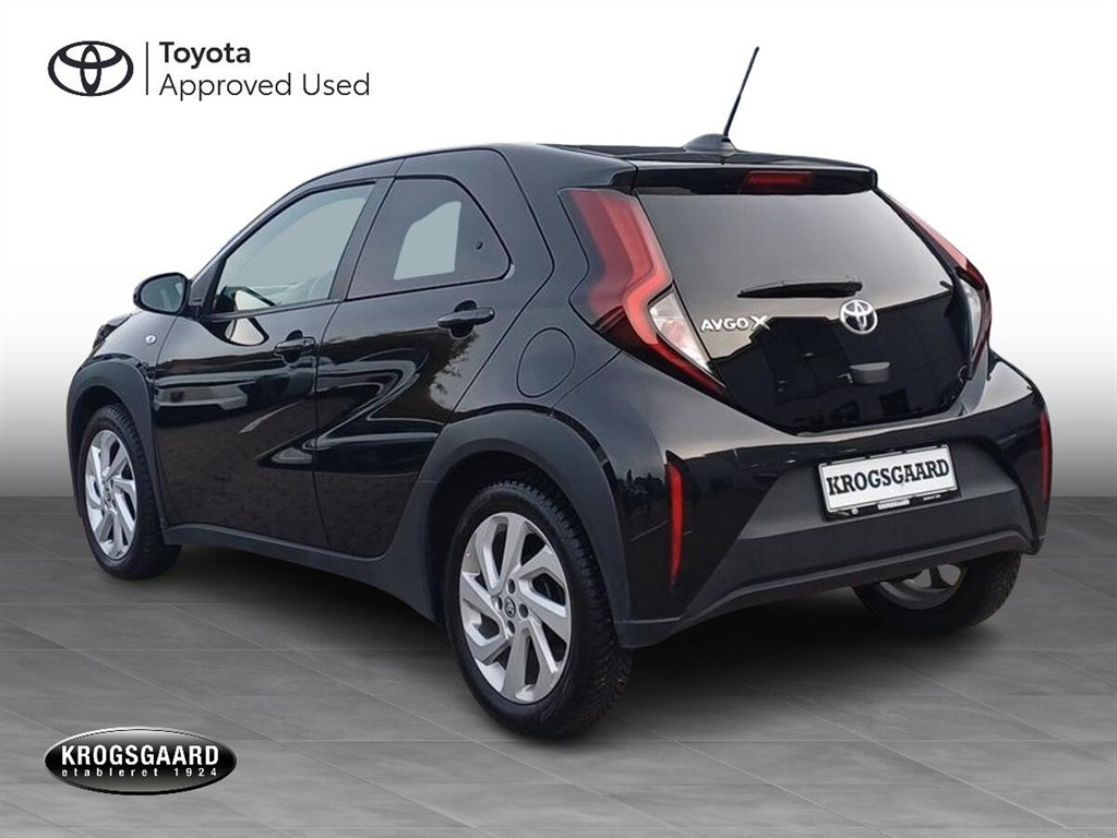 Toyota Aygo X 1,0 VVT-I Active 72HK 5d - Image 3