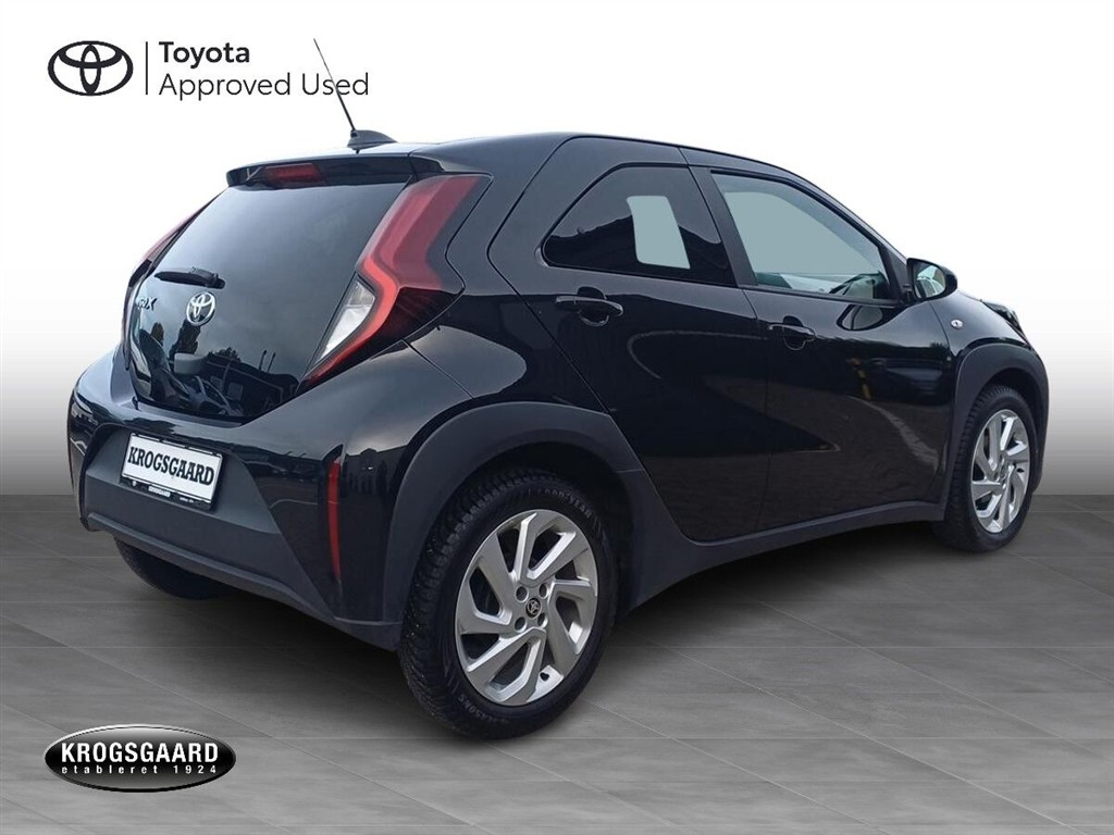 Toyota Aygo X 1,0 VVT-I Active 72HK 5d - Image 6