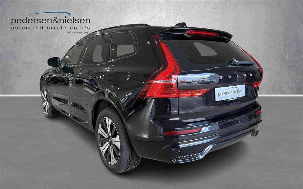 Volvo XC60 2,0 T6 Recharge Plugin-hybrid R-design AWD 350HK 5d 8g Aut. - Image 3