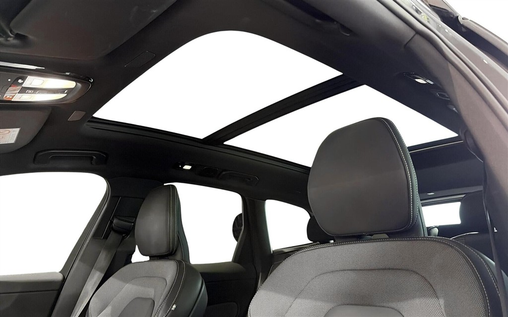 Volvo XC60 2,0 T6 Recharge Plugin-hybrid R-design AWD 350HK 5d 8g Aut. - Image 20
