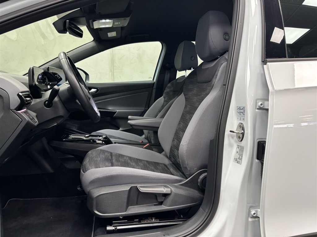 VW ID.4 EL Pure Performance 170HK 5d Aut. - Image 8