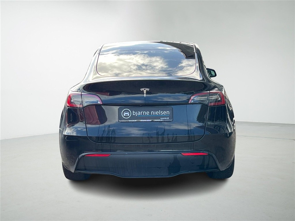 Tesla Model Y EL RWD 299HK 5d Aut. - Image 7