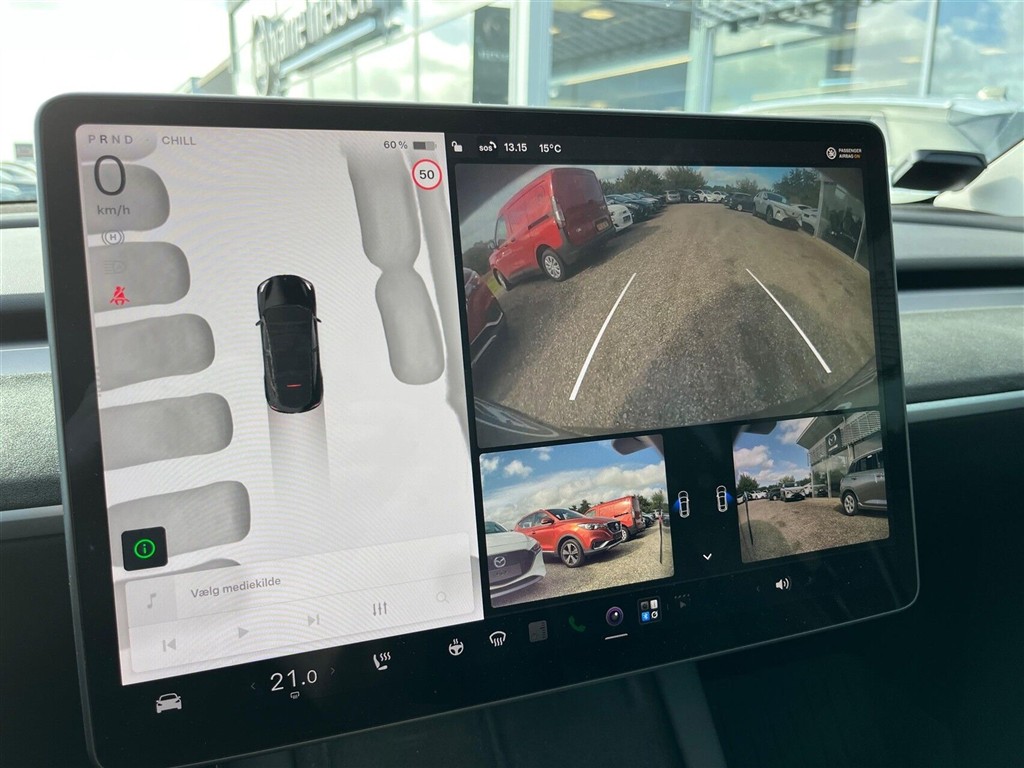 Tesla Model Y EL RWD 299HK 5d Aut. - Image 17