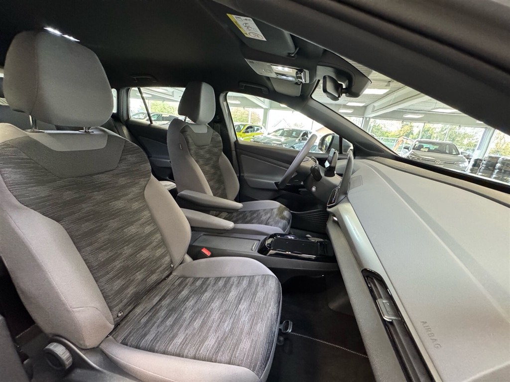 VW ID.4 EL Pure 170HK 5d Aut. - Image 8