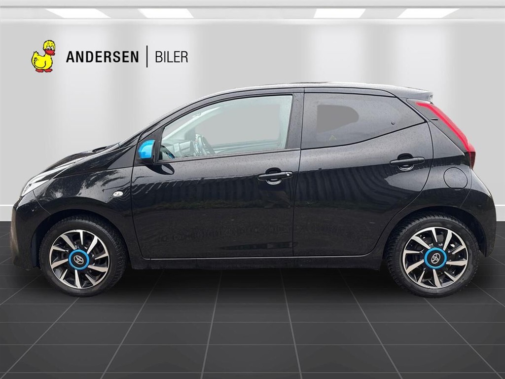 Toyota Aygo 1,0 VVT-I X-Trend 72HK 5d - Image 2