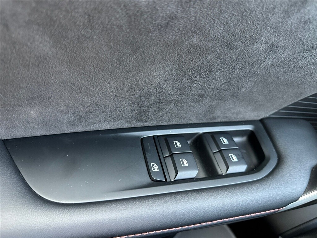 MG MG4 Electric EL Performance Xpower 435HK 5d Aut. - Image 18