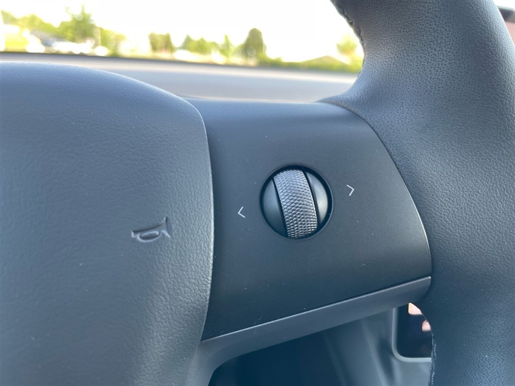 Tesla Model Y EL Long Range AWD 514HK 5d Aut. - Image 17