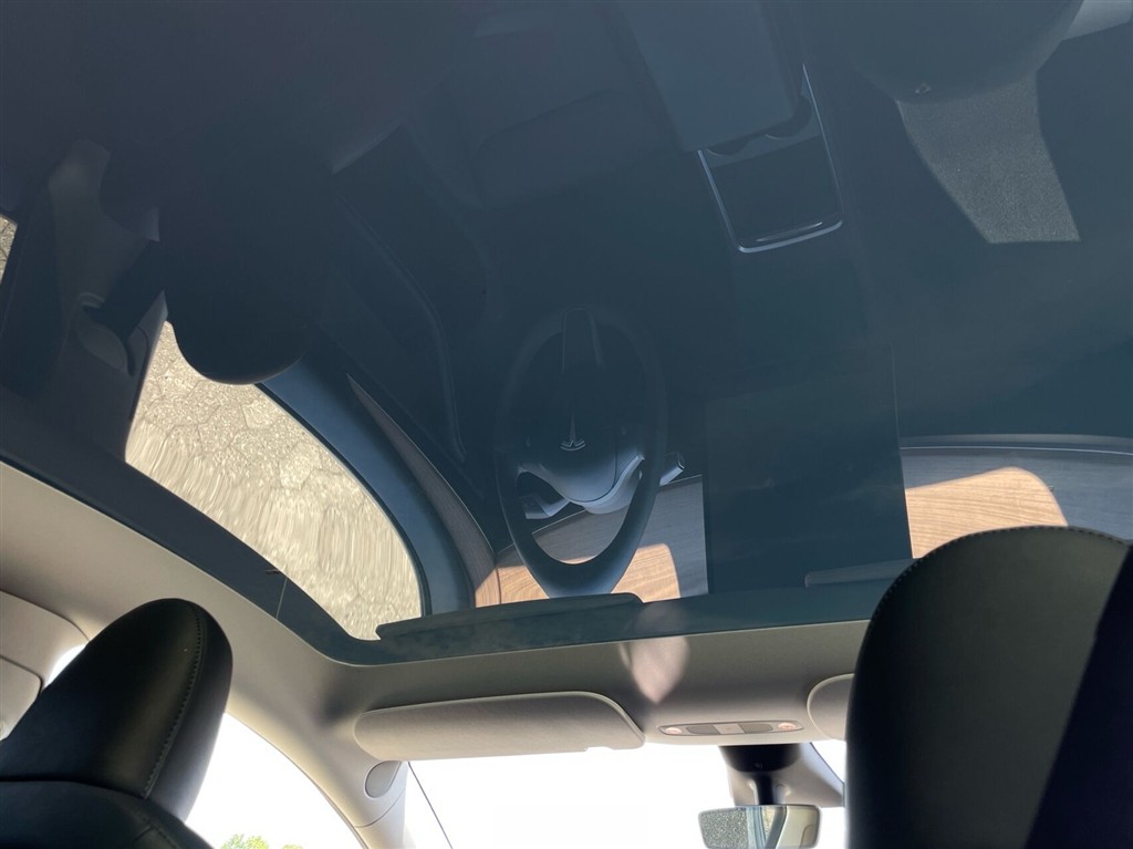 Tesla Model Y EL Long Range AWD 514HK 5d Aut. - Image 23