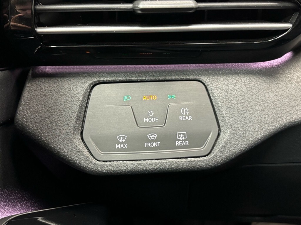 VW ID.4 EL Pro Performance 204HK 5d Aut. - Image 12