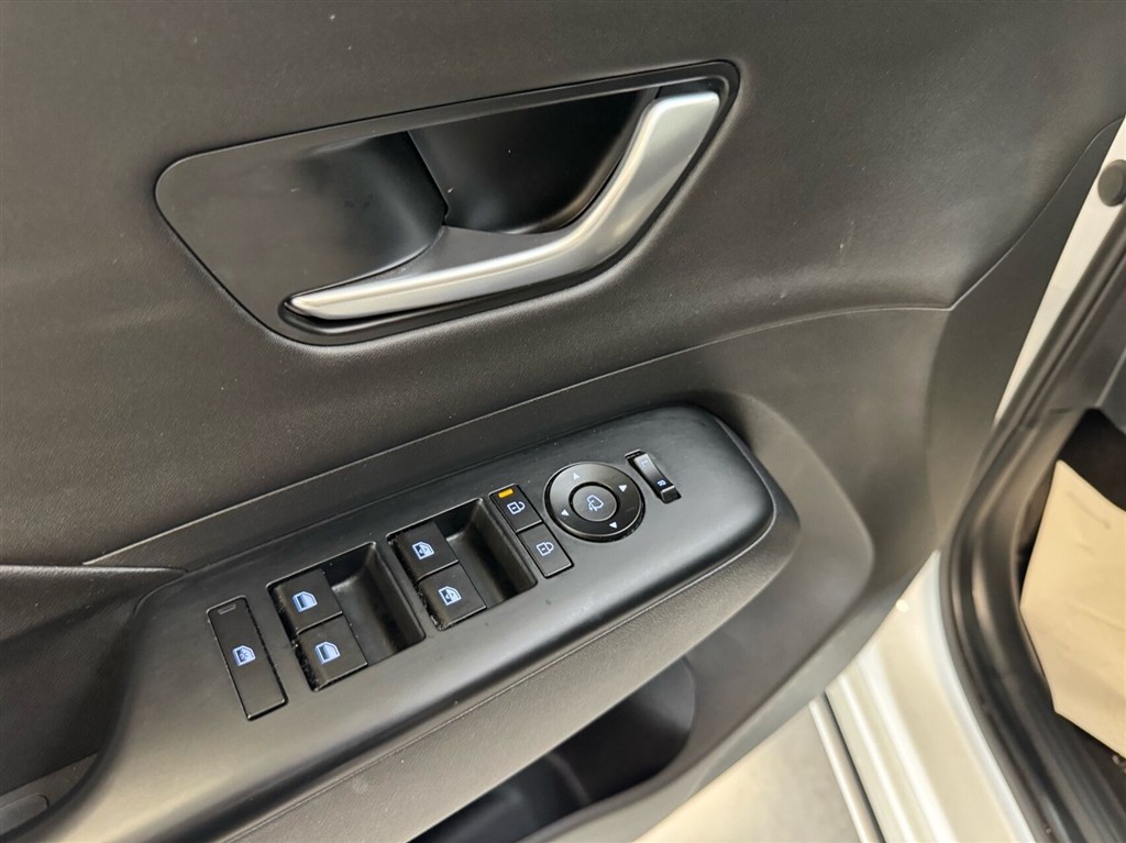 Hyundai Kona EL Trend 217HK 5d Aut. - Image 12