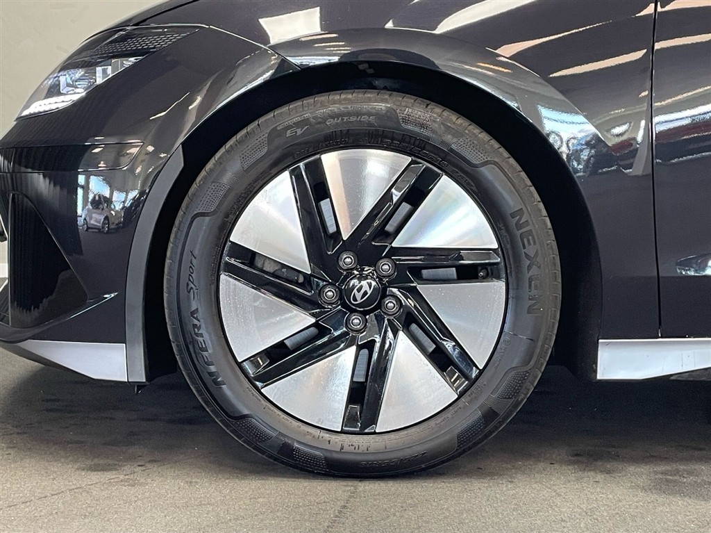 Hyundai Ioniq 6 Electric 77,4 kWh Techniq 229HK Aut. - Image 3