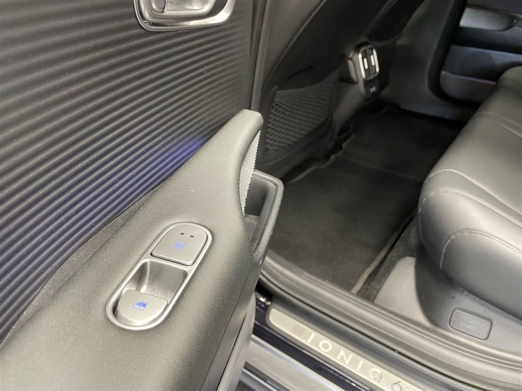Hyundai Ioniq 6 Electric 77,4 kWh Techniq 229HK Aut. - Image 28