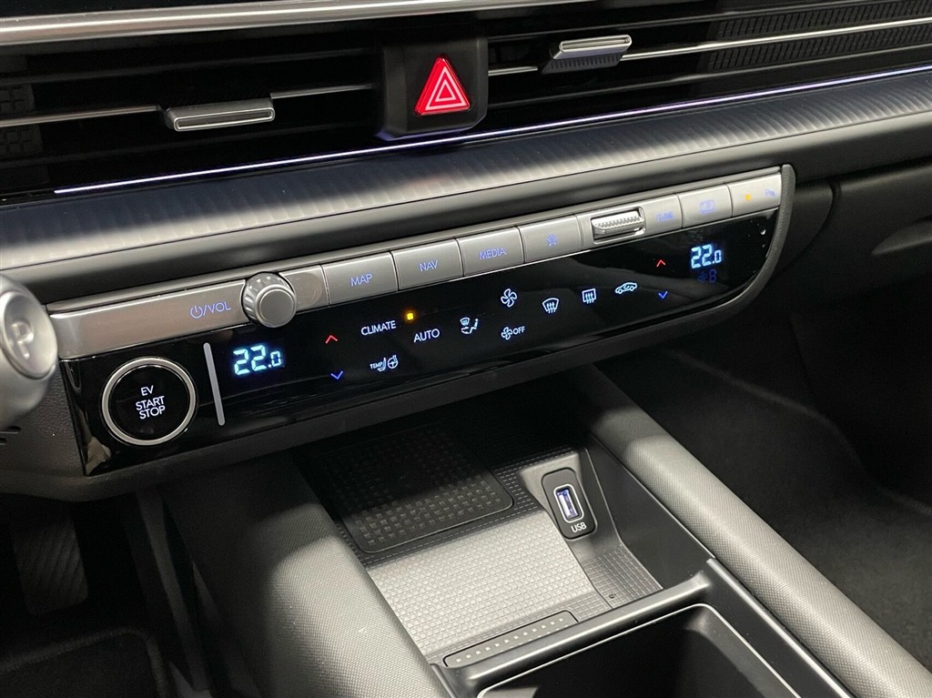 Hyundai Ioniq 6 Electric 77,4 kWh Techniq 229HK Aut. - Image 23